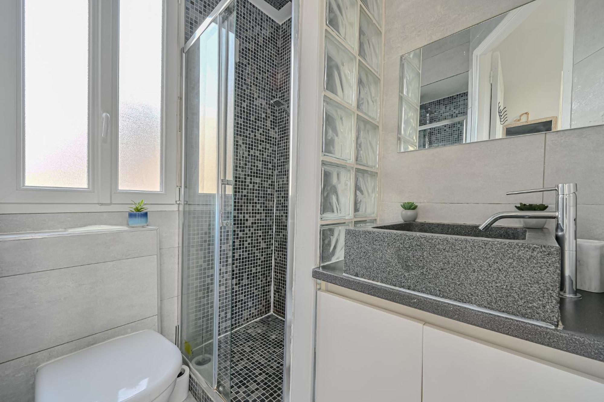 Appartement Le Poetique Niche Au Pied Du Sacre-Coeur à Paris Extérieur photo
